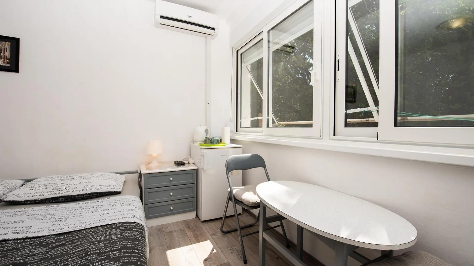 Laghanini Apartments Split 0*,